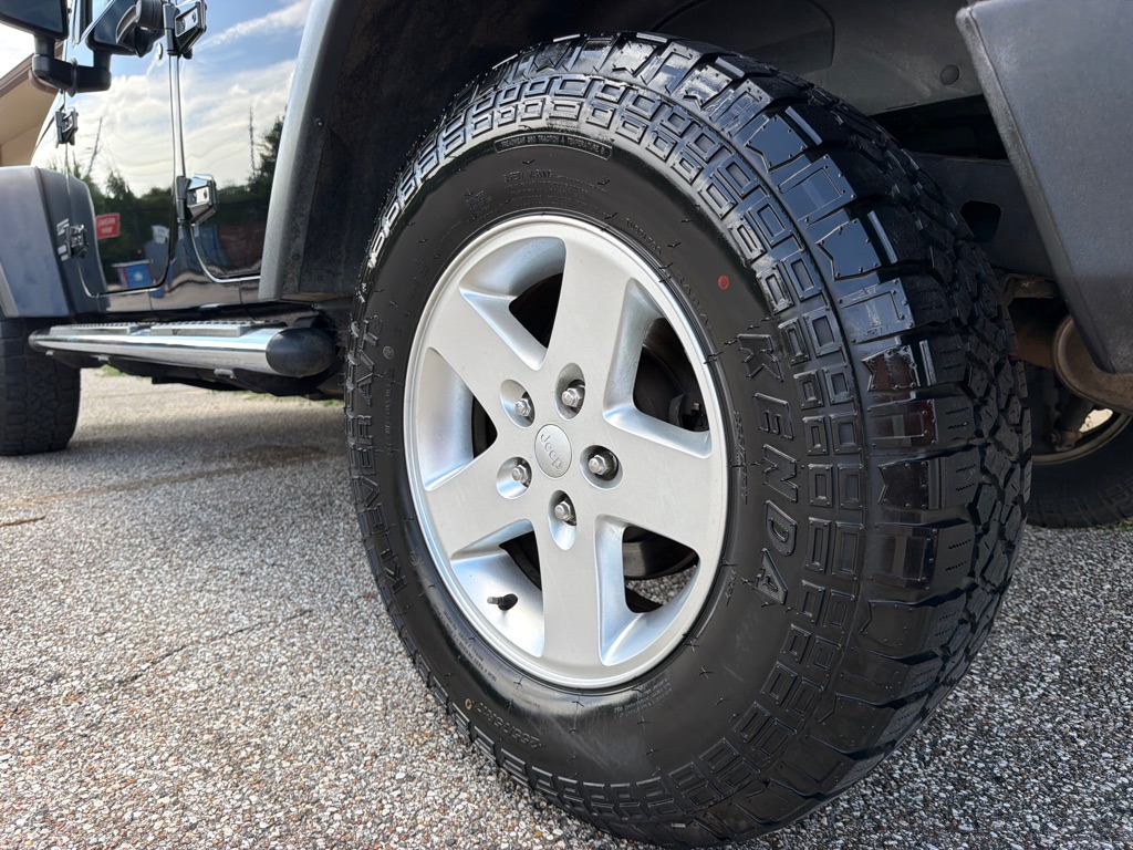 Photo 17 of this JEEP WRANGLER UNLIMI