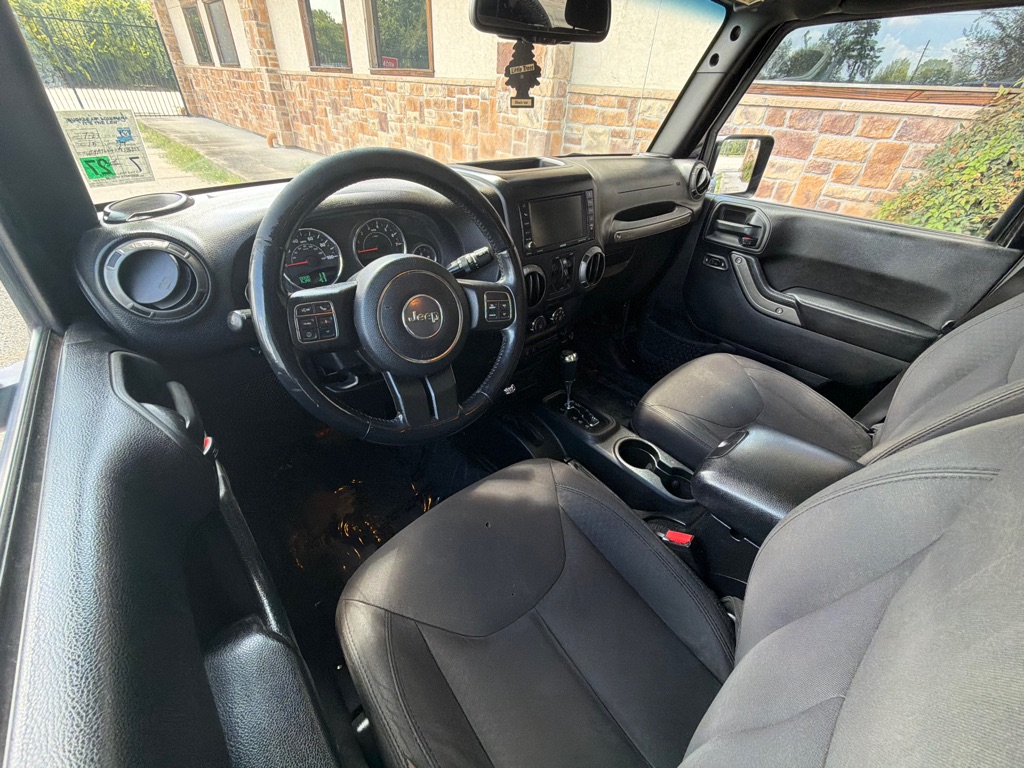 Photo 10 of this JEEP WRANGLER UNLIMI
