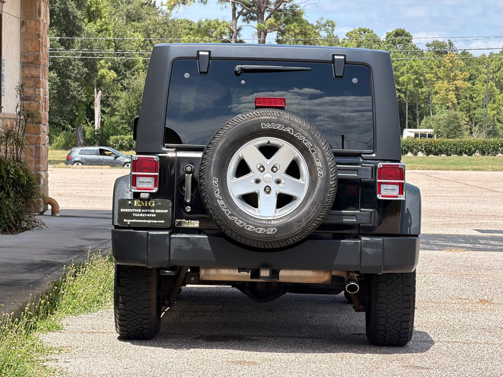 Photo 5 of this JEEP WRANGLER UNLIMI