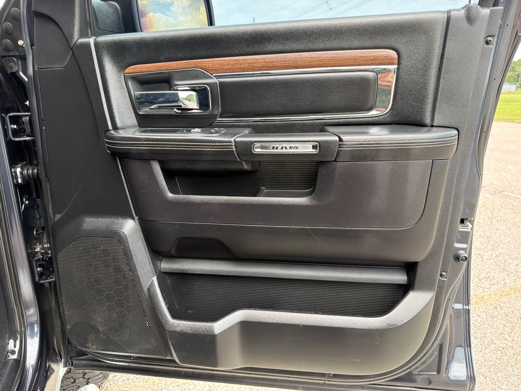 Photo 23 of this RAM 1500