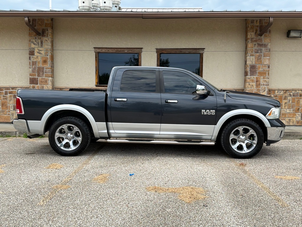 Photo 7 of this RAM 1500