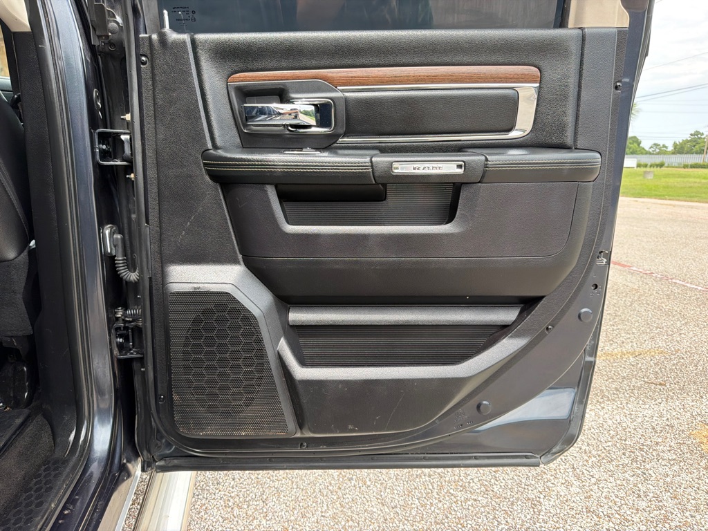 Photo 22 of this RAM 1500
