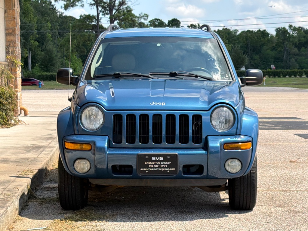 Photo 8 of this JEEP LIBERTY