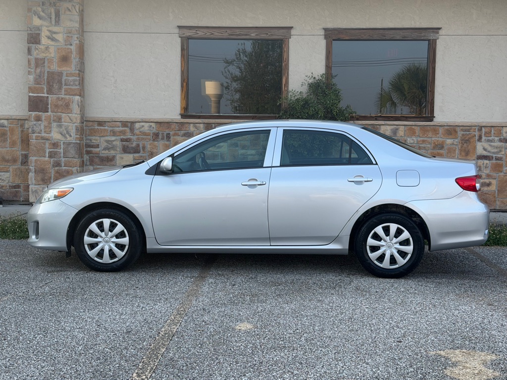 Photo 2 of this TOYOTA COROLLA