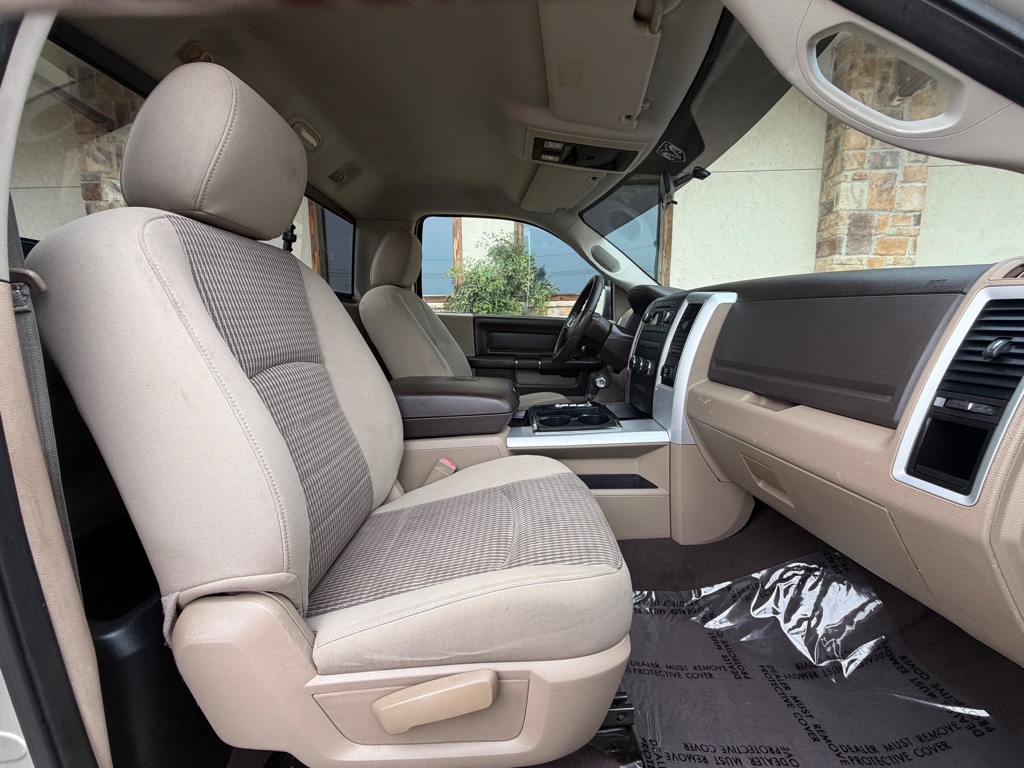 Photo 14 of this DODGE RAM 1500