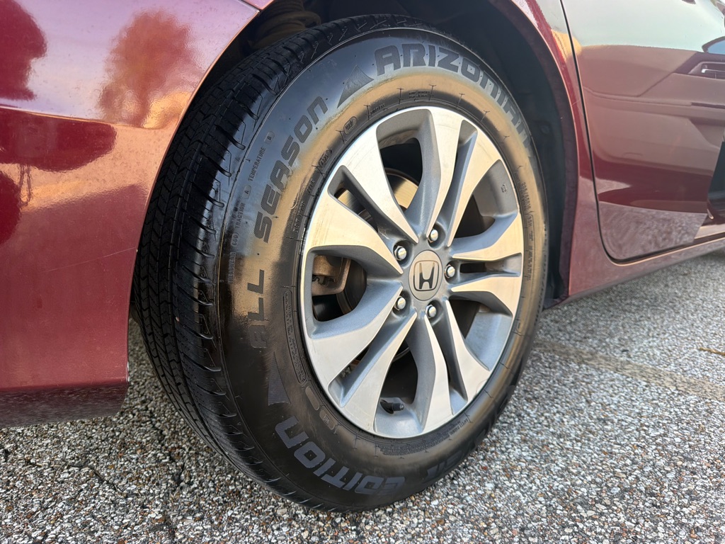 Photo 21 of this HONDA ACCORD