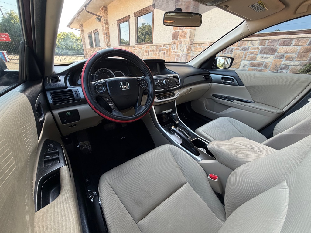Photo 10 of this HONDA ACCORD