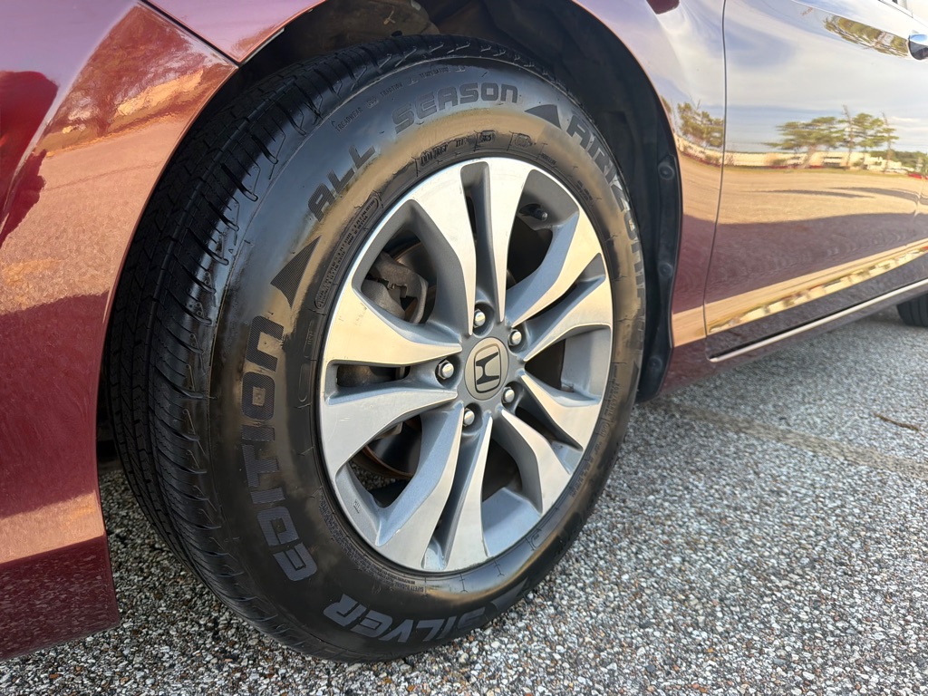 Photo 26 of this HONDA ACCORD
