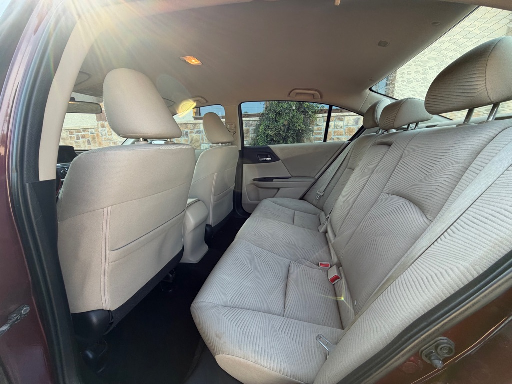 Photo 16 of this HONDA ACCORD