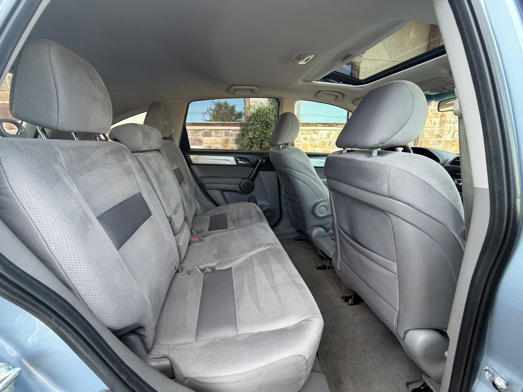 Photo 16 of this HONDA CR-V