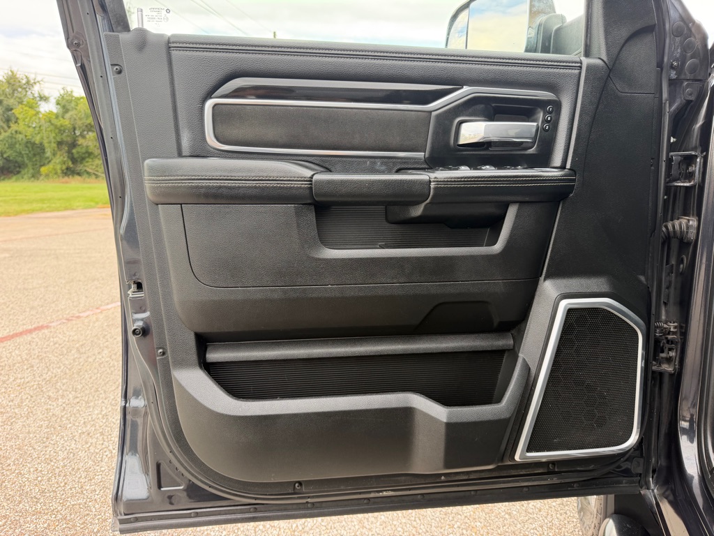 Photo 21 of this RAM 2500