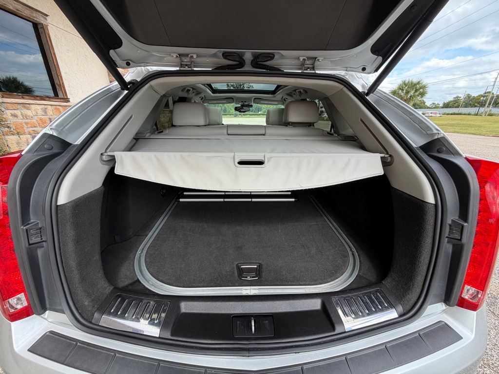 Photo 19 of this CADILLAC SRX