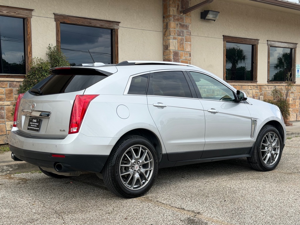 Photo 5 of this CADILLAC SRX