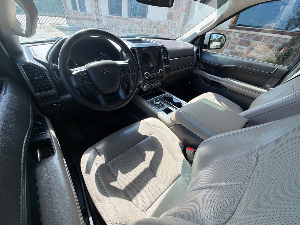 Photo 10 of this FORD EXPEDITION