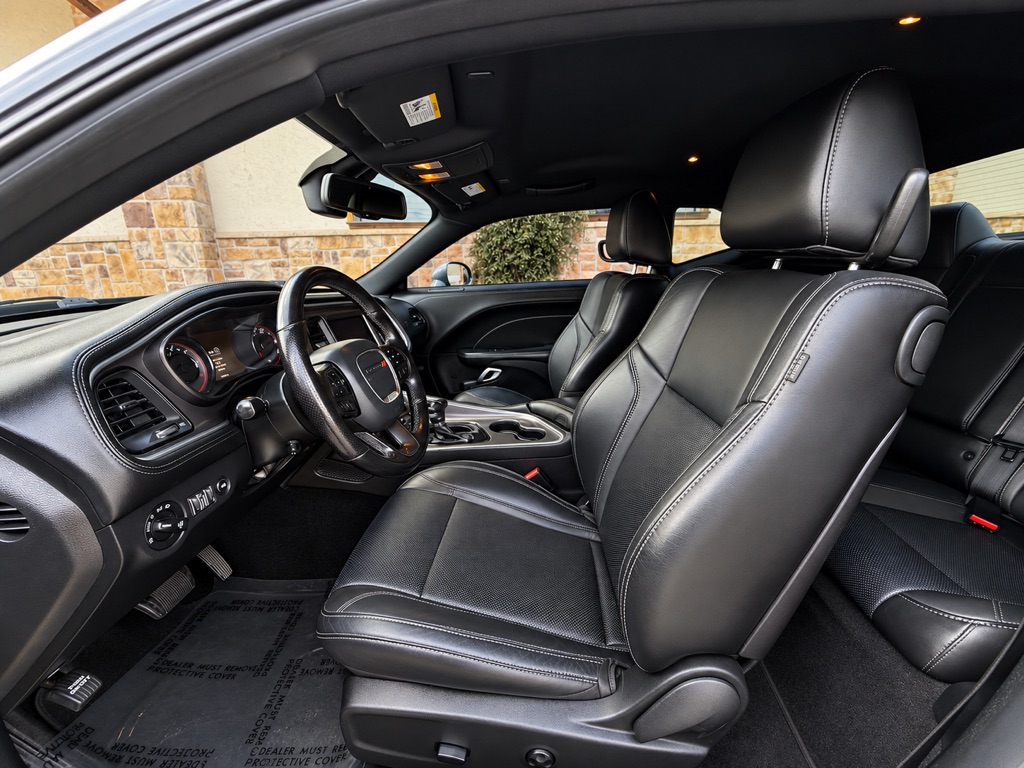 Photo 12 of this DODGE CHALLENGER