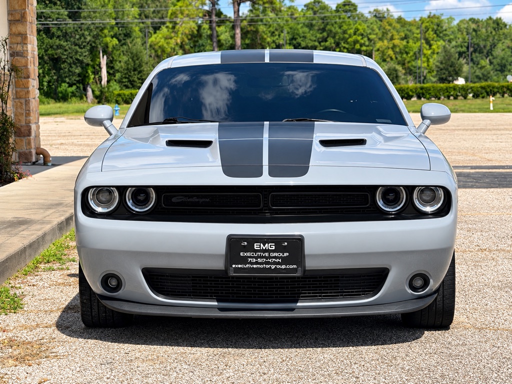 Photo 8 of this DODGE CHALLENGER