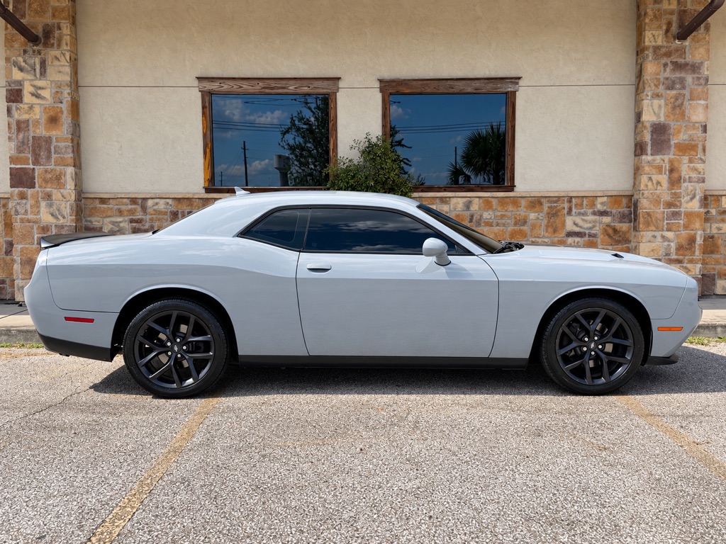 Photo 6 of this DODGE CHALLENGER