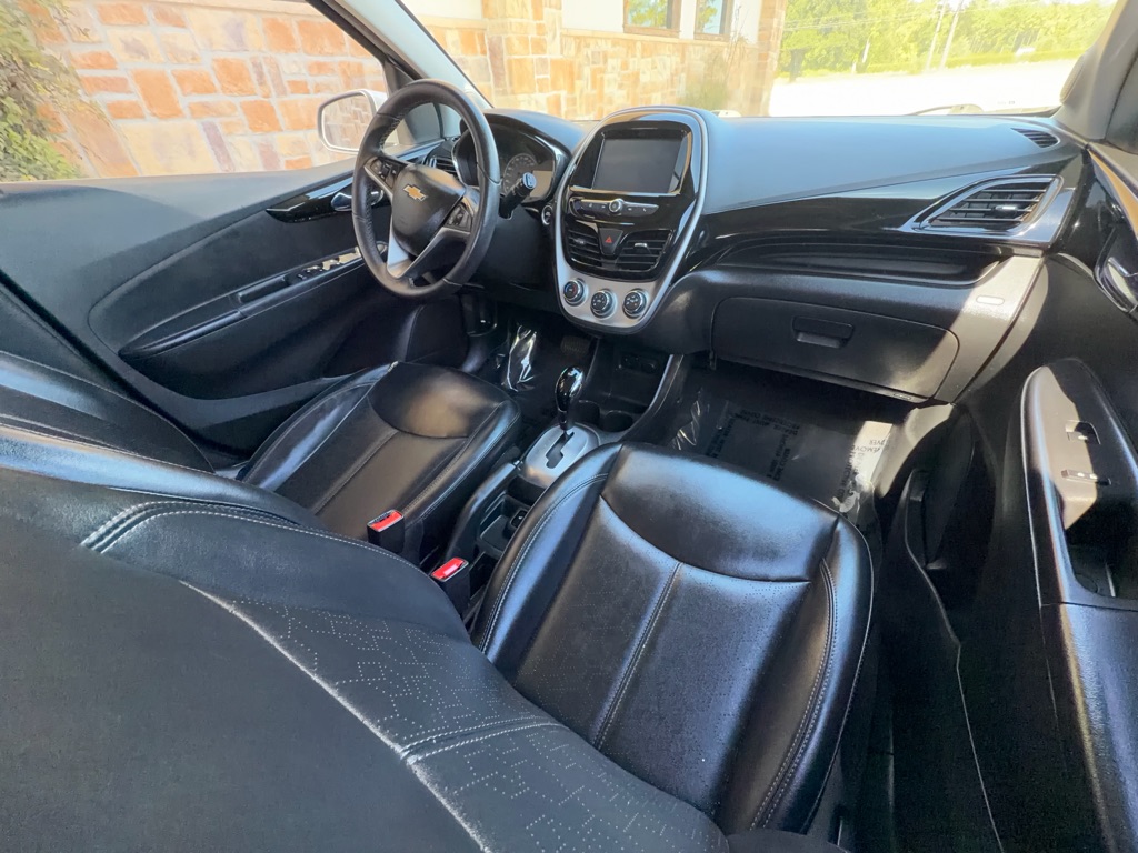 Photo 13 of this CHEVROLET SPARK