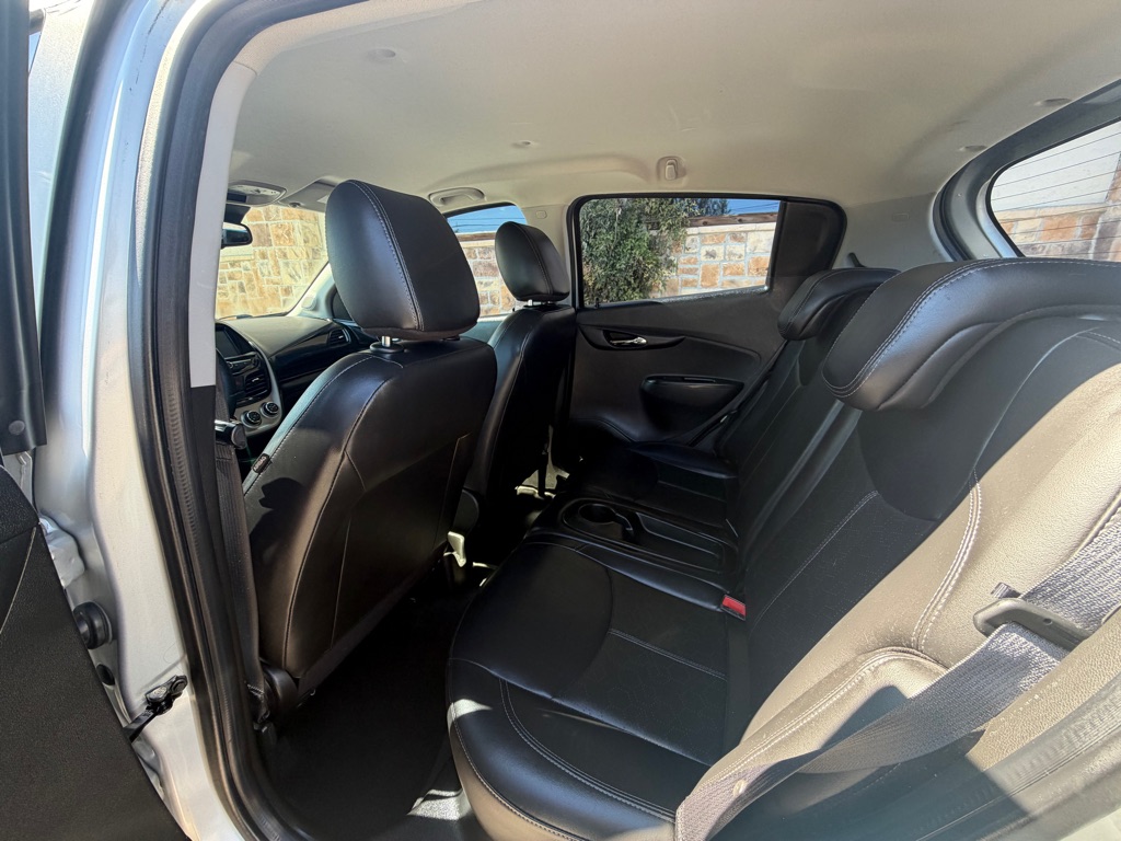 Photo 15 of this CHEVROLET SPARK