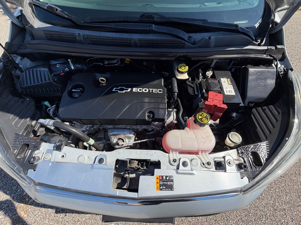 Photo 21 of this CHEVROLET SPARK