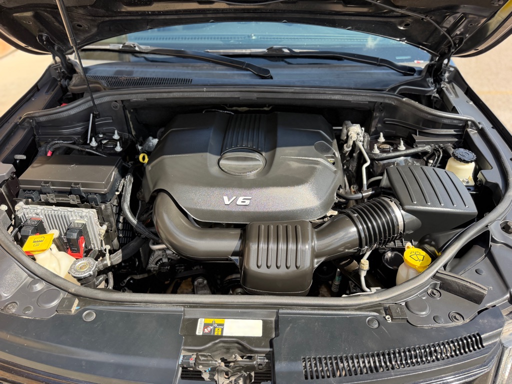 Photo 25 of this JEEP GRAND CHEROKEE