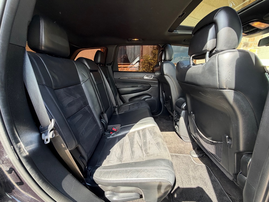 Photo 15 of this JEEP GRAND CHEROKEE