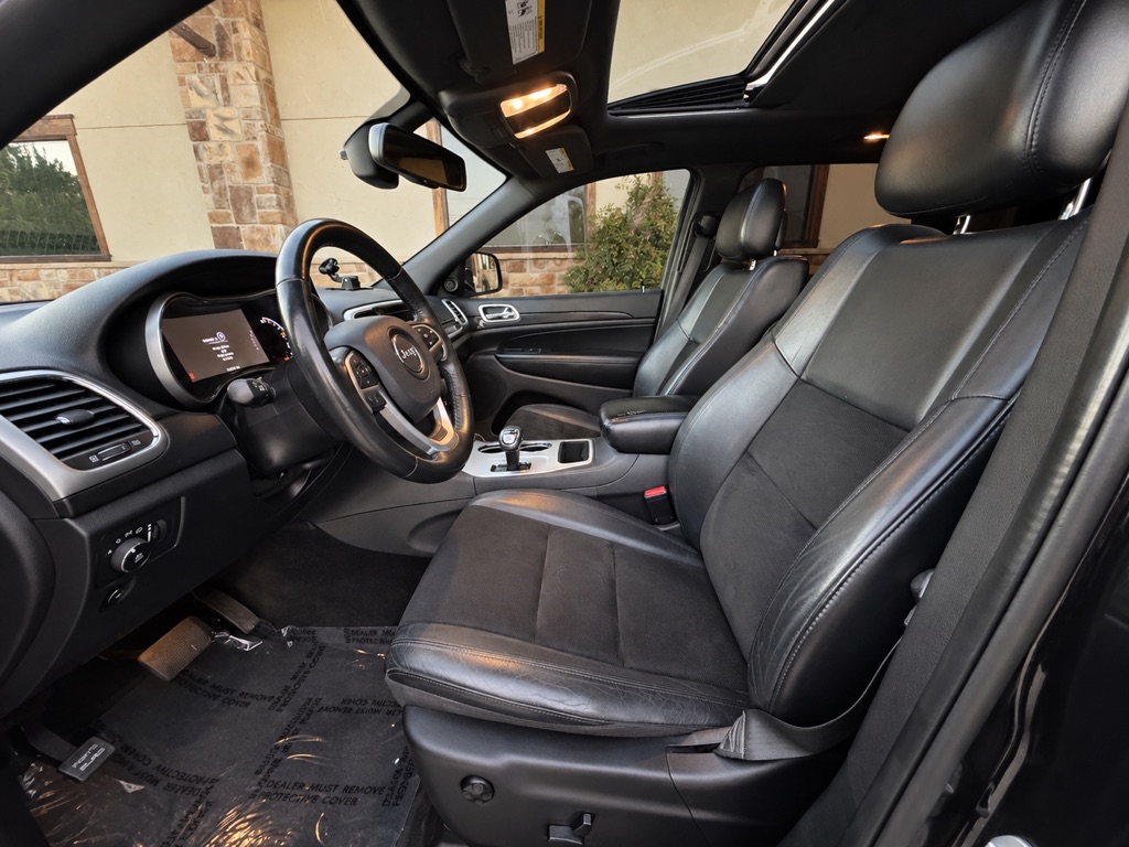 Photo 10 of this JEEP GRAND CHEROKEE