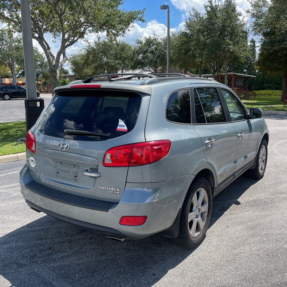 Photo 3 of this HYUNDAI SANTA FE