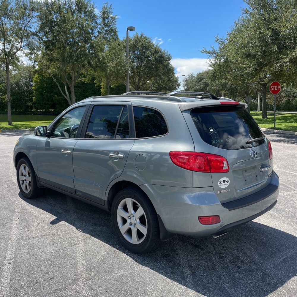 Photo 4 of this HYUNDAI SANTA FE