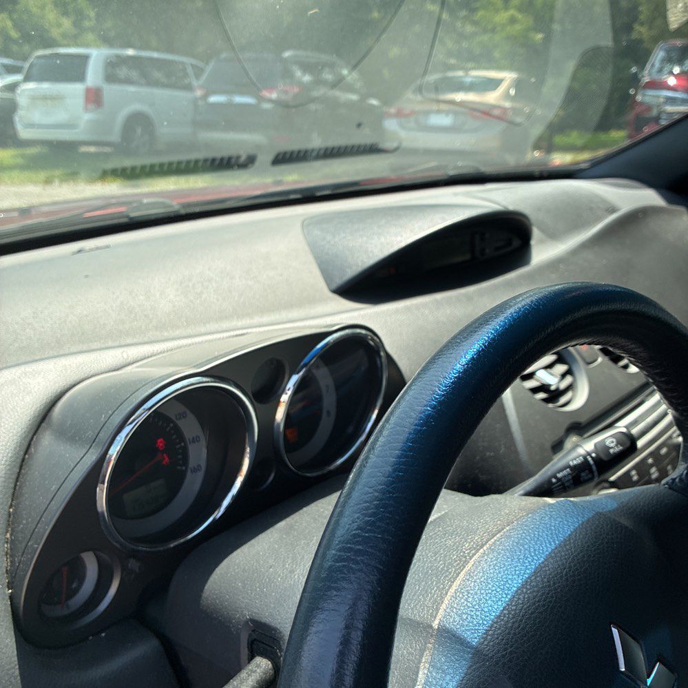 Photo 8 of this MITSUBISHI ECLIPSE