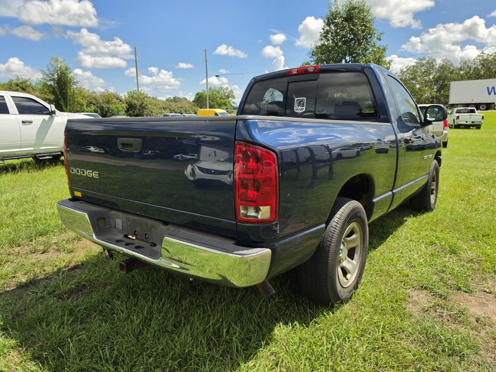 Photo 3 of this DODGE RAM 1500