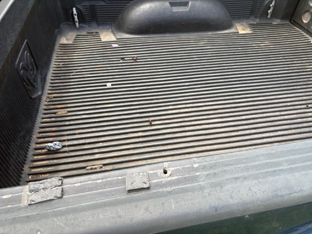 Photo 8 of this DODGE RAM 1500
