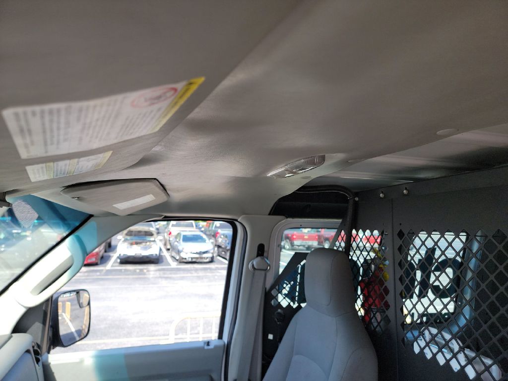 Photo 8 of this FORD ECONOLINE