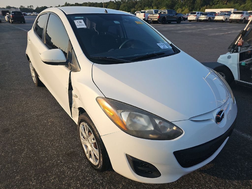 Photo 2 of this MAZDA MAZDA2