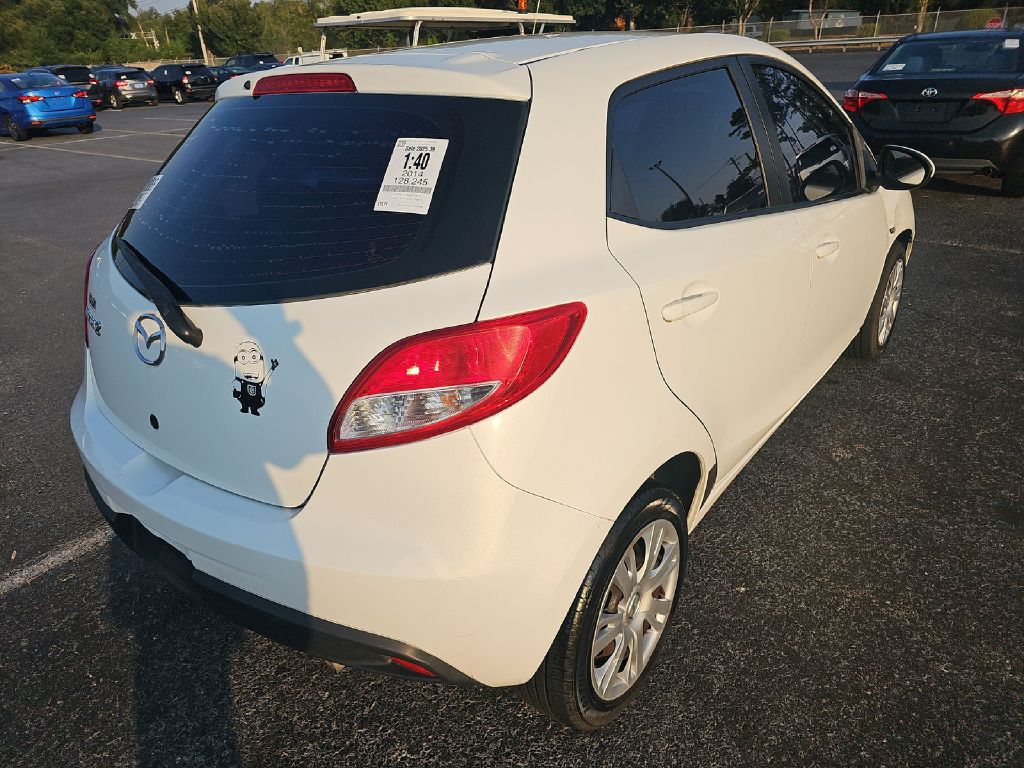 Photo 3 of this MAZDA MAZDA2