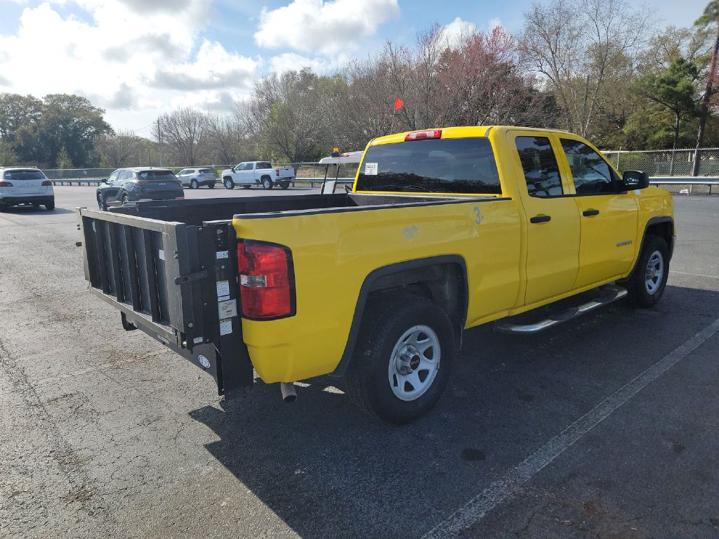 Photo 3 of this GMC SIERRA