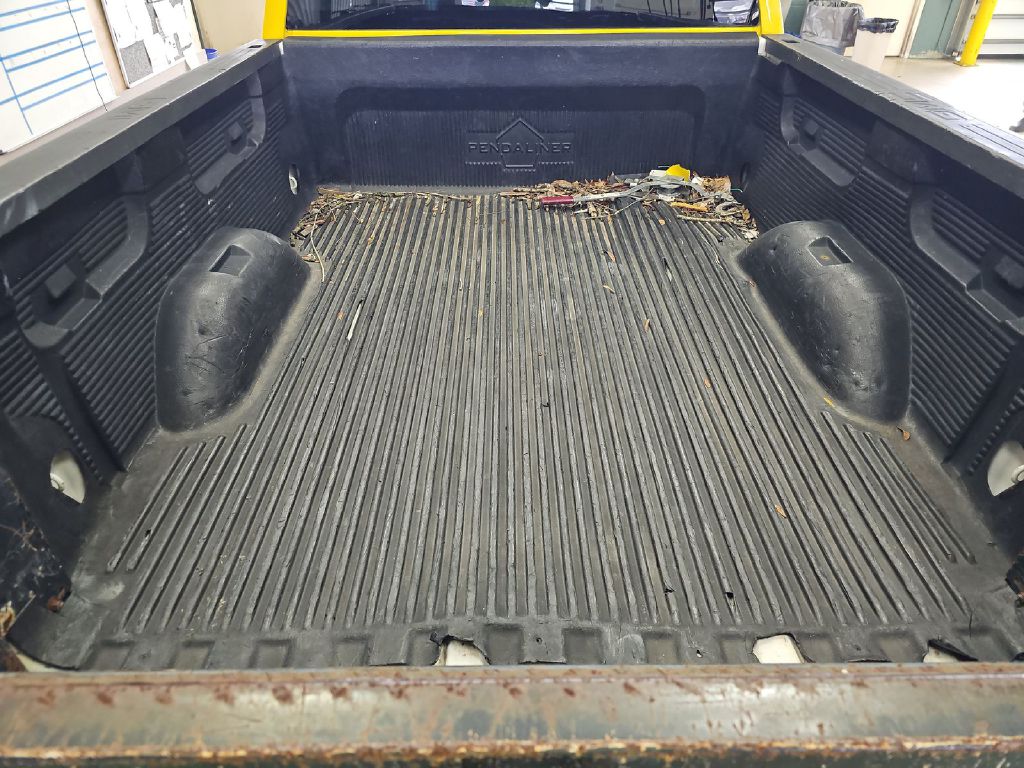 Photo 9 of this GMC SIERRA