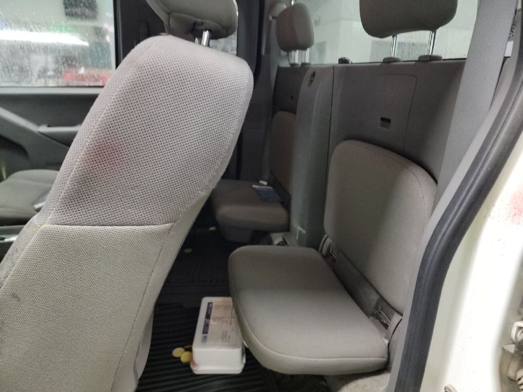 Photo 6 of this NISSAN FRONTIER