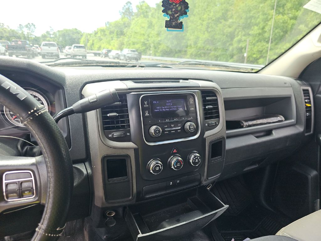 Photo 7 of this RAM 1500