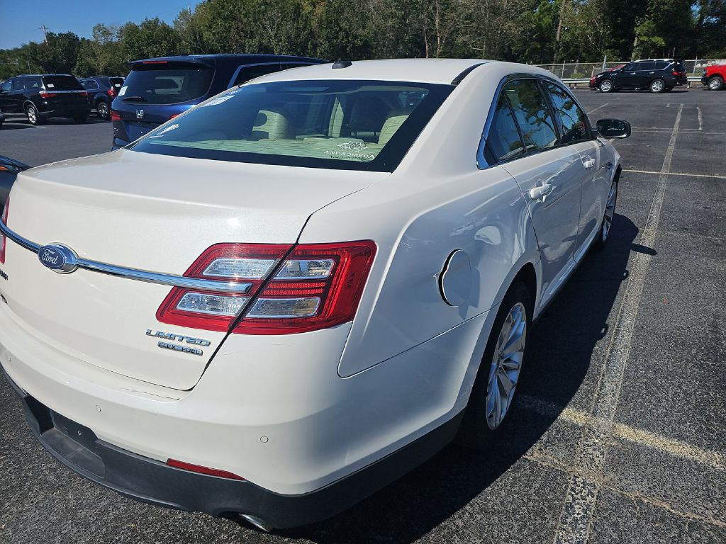 Photo 3 of this FORD TAURUS