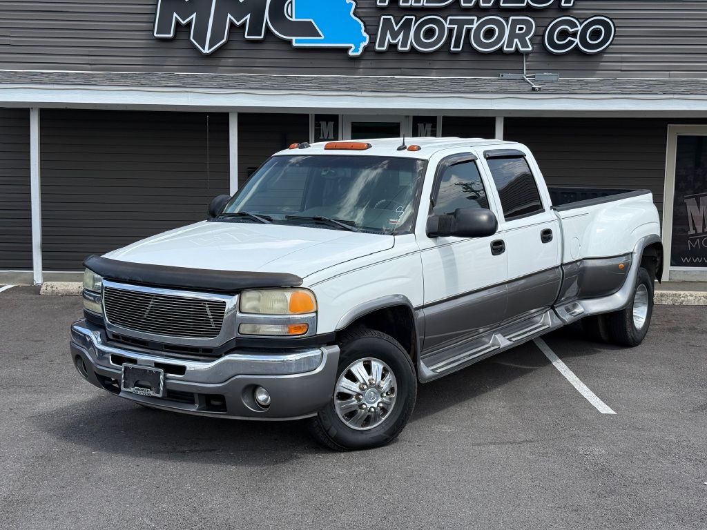 White 2004 GMC Sierra 3500 4 Dr SLT 4WD Crew Cab LB DRW Pickup Truck Four-Wheel Drive 4-Speed Automatic