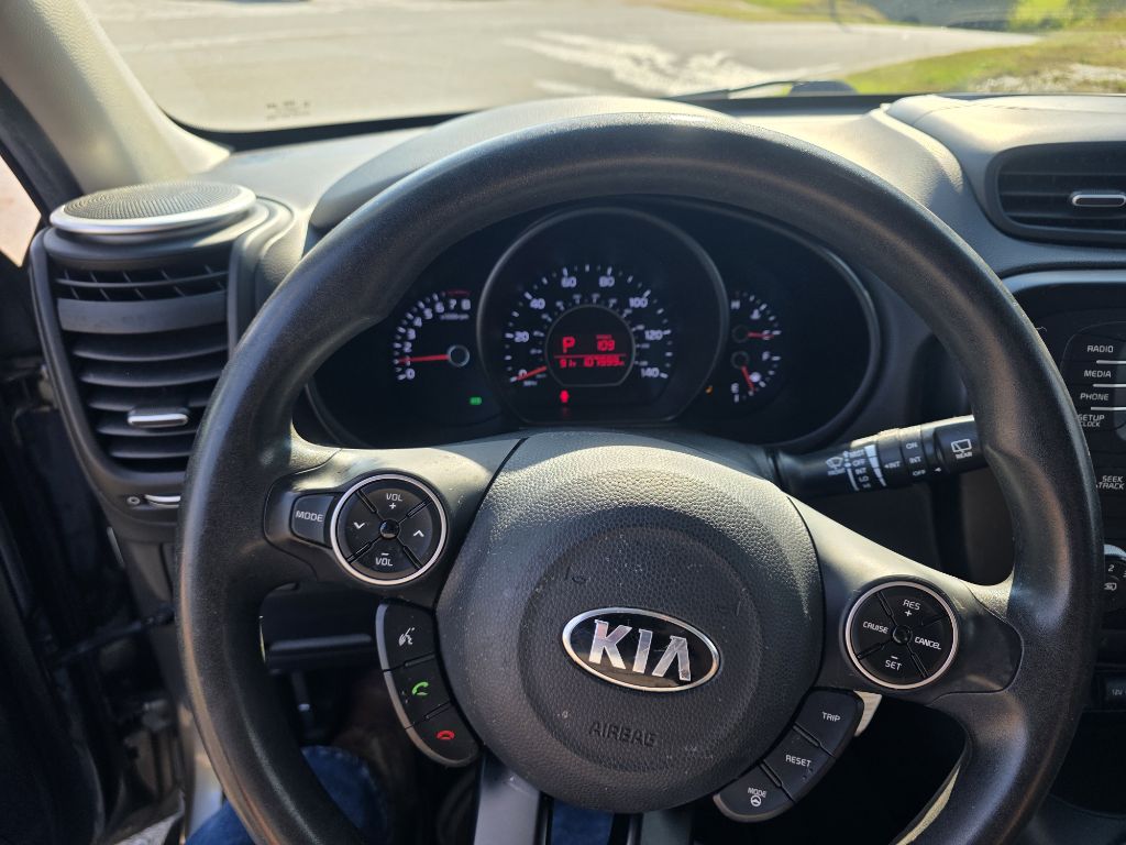 2016 KIA SOUL