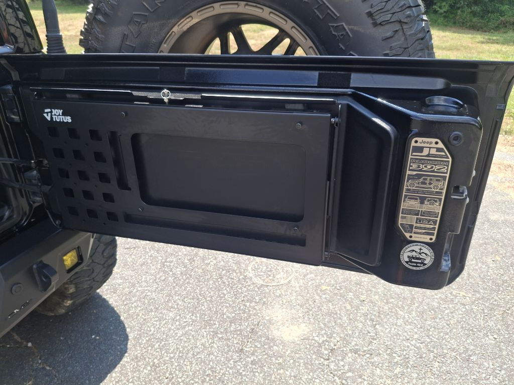 Photo 16 of this JEEP WRANGLER UNLIMI