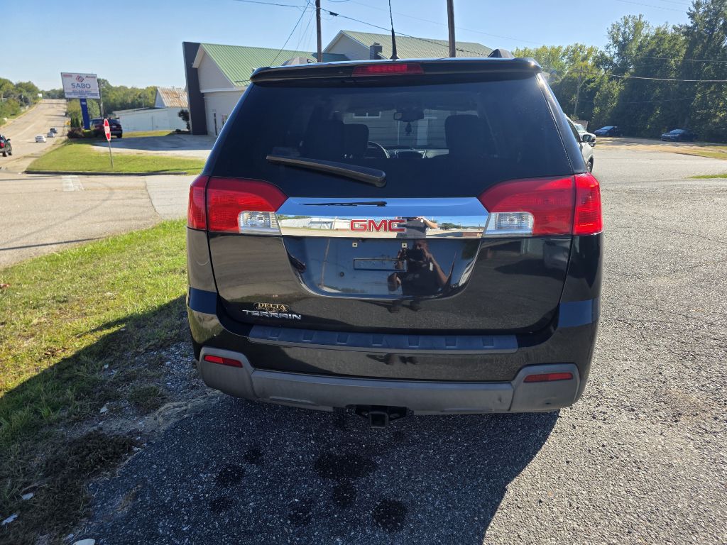 Photo 3 of this GMC TERRAIN