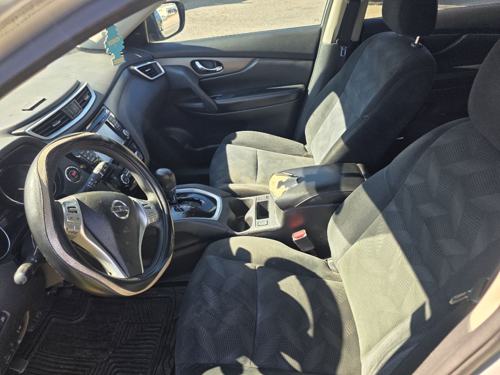 Photo 9 of this NISSAN ROGUE