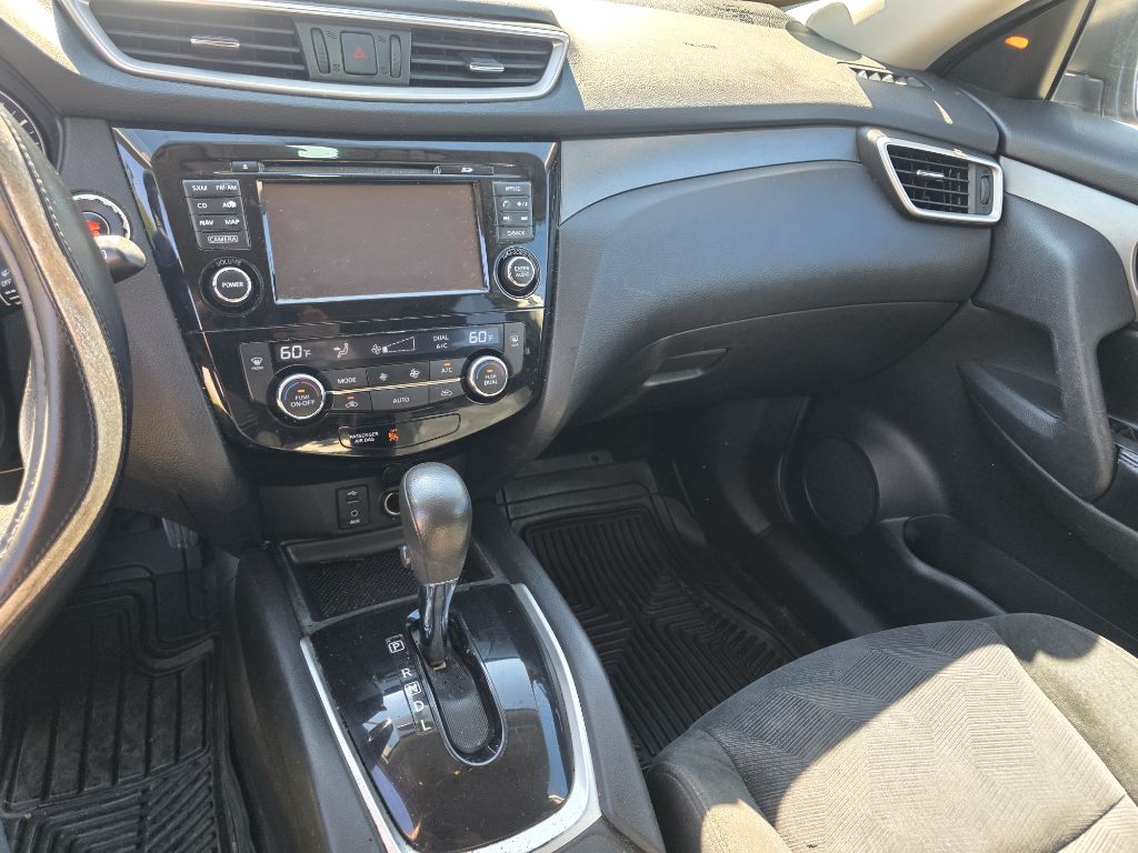 Photo 10 of this NISSAN ROGUE
