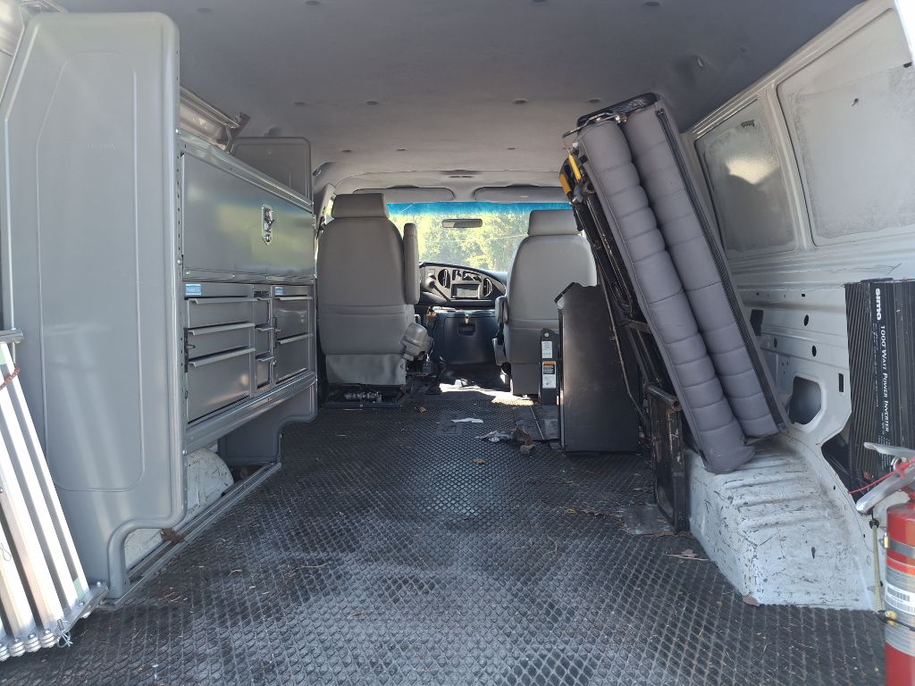 Photo 9 of this FORD ECONOLINE