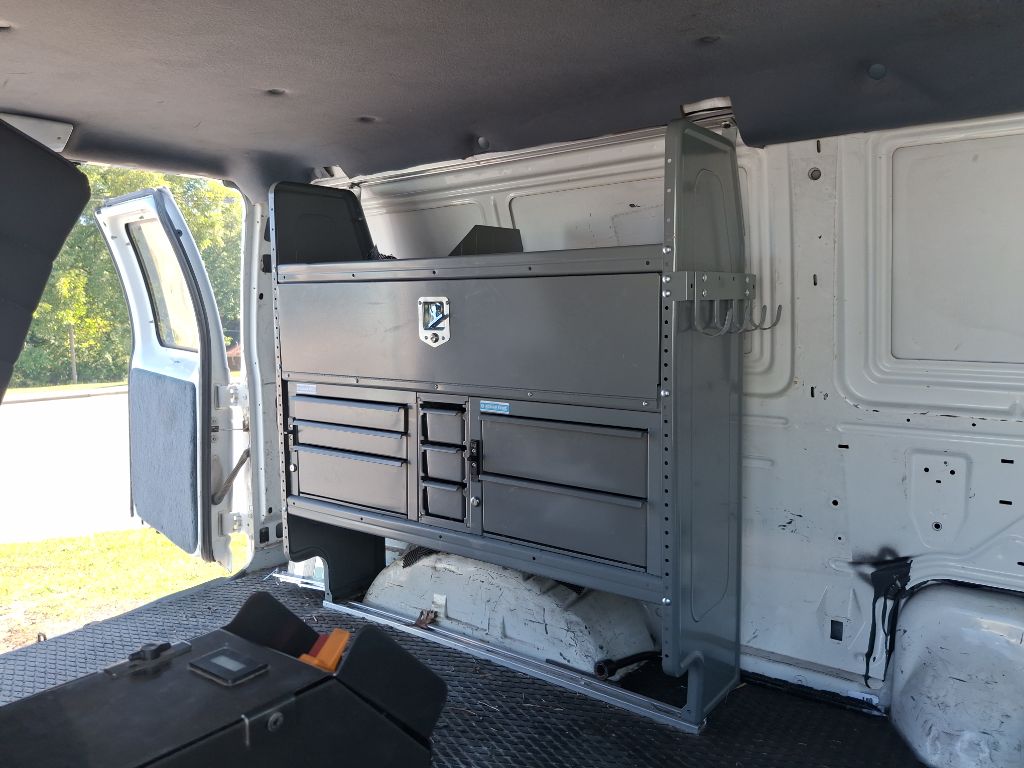 Photo 8 of this FORD ECONOLINE