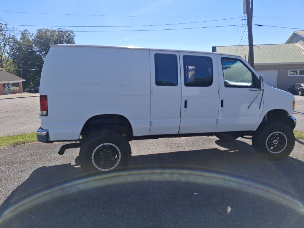 Photo 4 of this FORD ECONOLINE