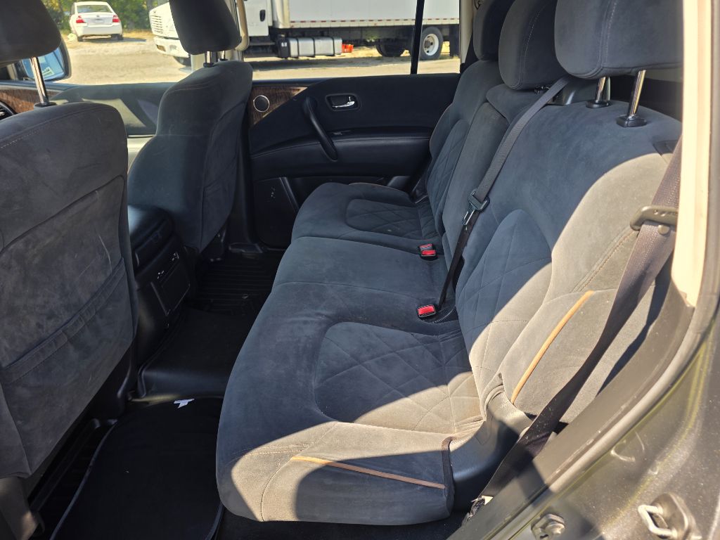 Photo 6 of this NISSAN ARMADA